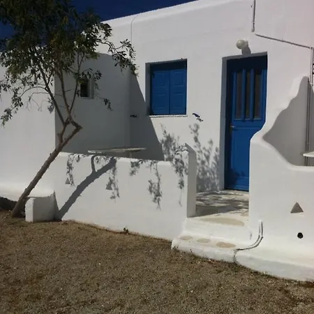 بيت ضيافة Nikos Town *